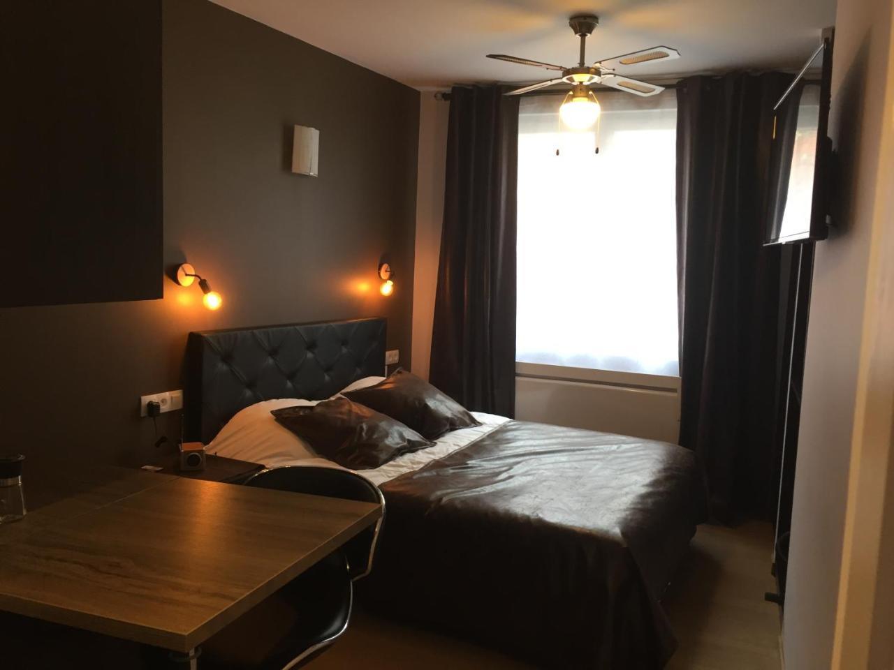 Appart'Hotel Et Chambres Lens Ngoại thất bức ảnh